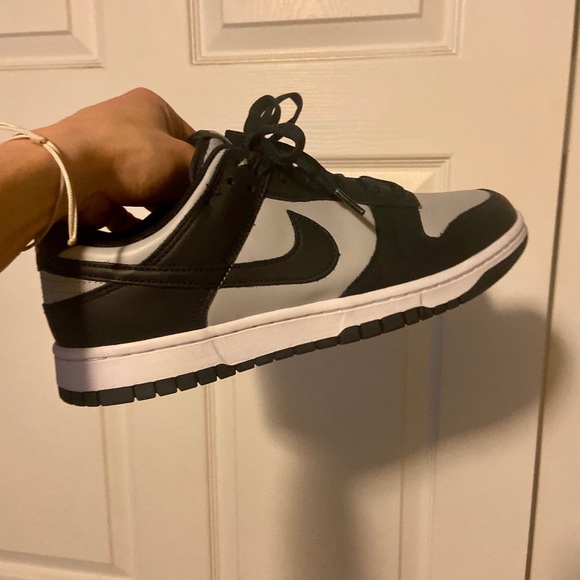 Nike Dunk low- Midnight Navy/ Gray (Georgetown) - Picture 13 of 16